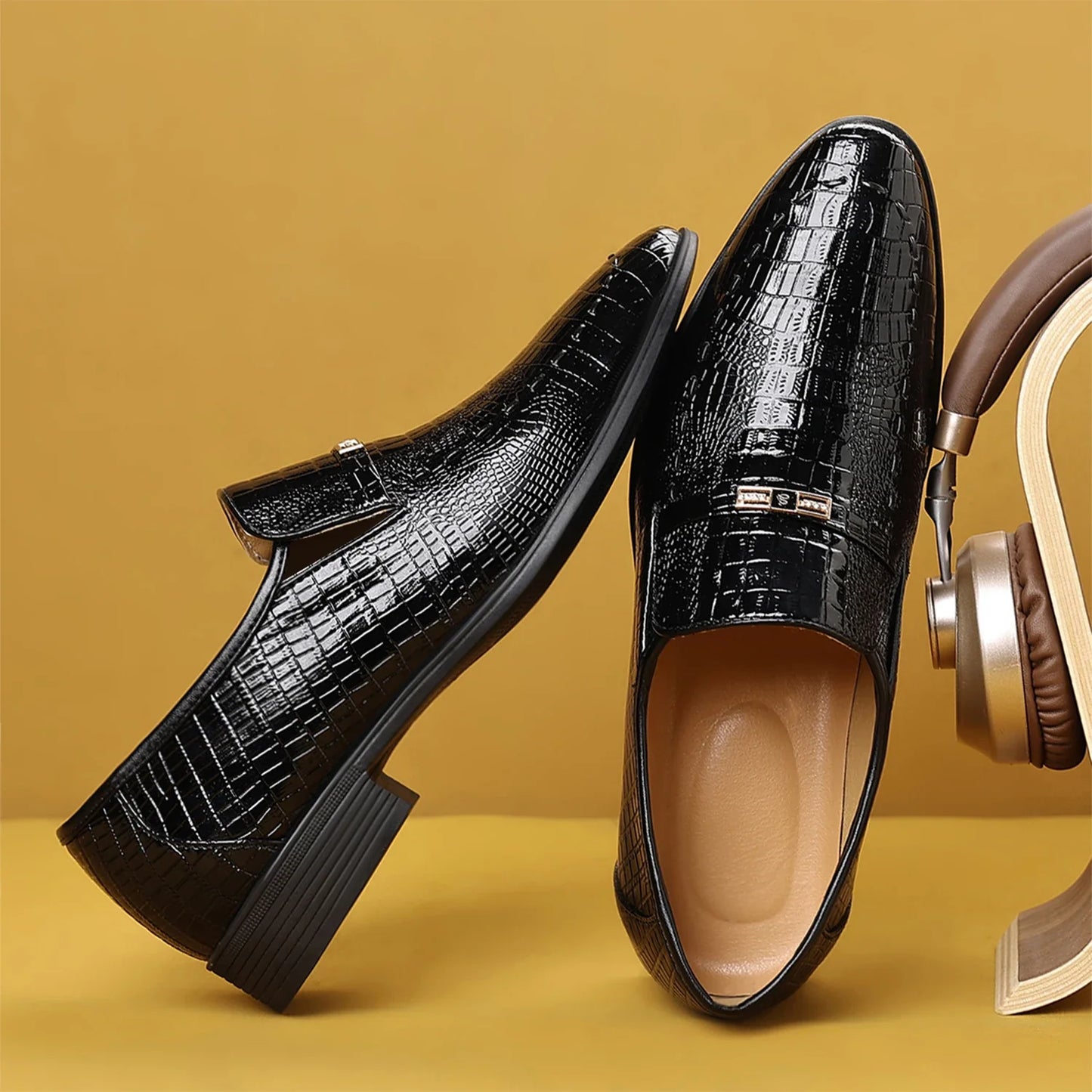 Men's Slip-On Dress Shoes Business Casual Comfortable Classical Dress Shoes for Men ﻿