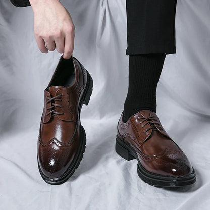 Brown Handmade Leather Men 2026 Oxford Shoes Black Leather Man Formal Classic Brogue Business Shoes Chaussure Homme
