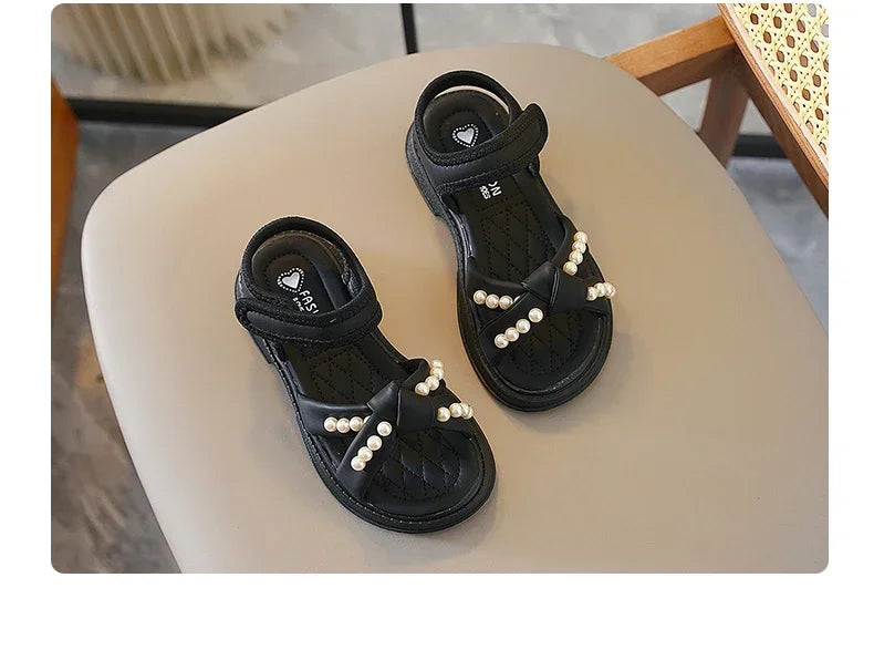 Children's Sandals Summer 2025 New Arrival Soft Bottom Slippers For Medium To Large Kids Women's Fashionable Beach Shoes