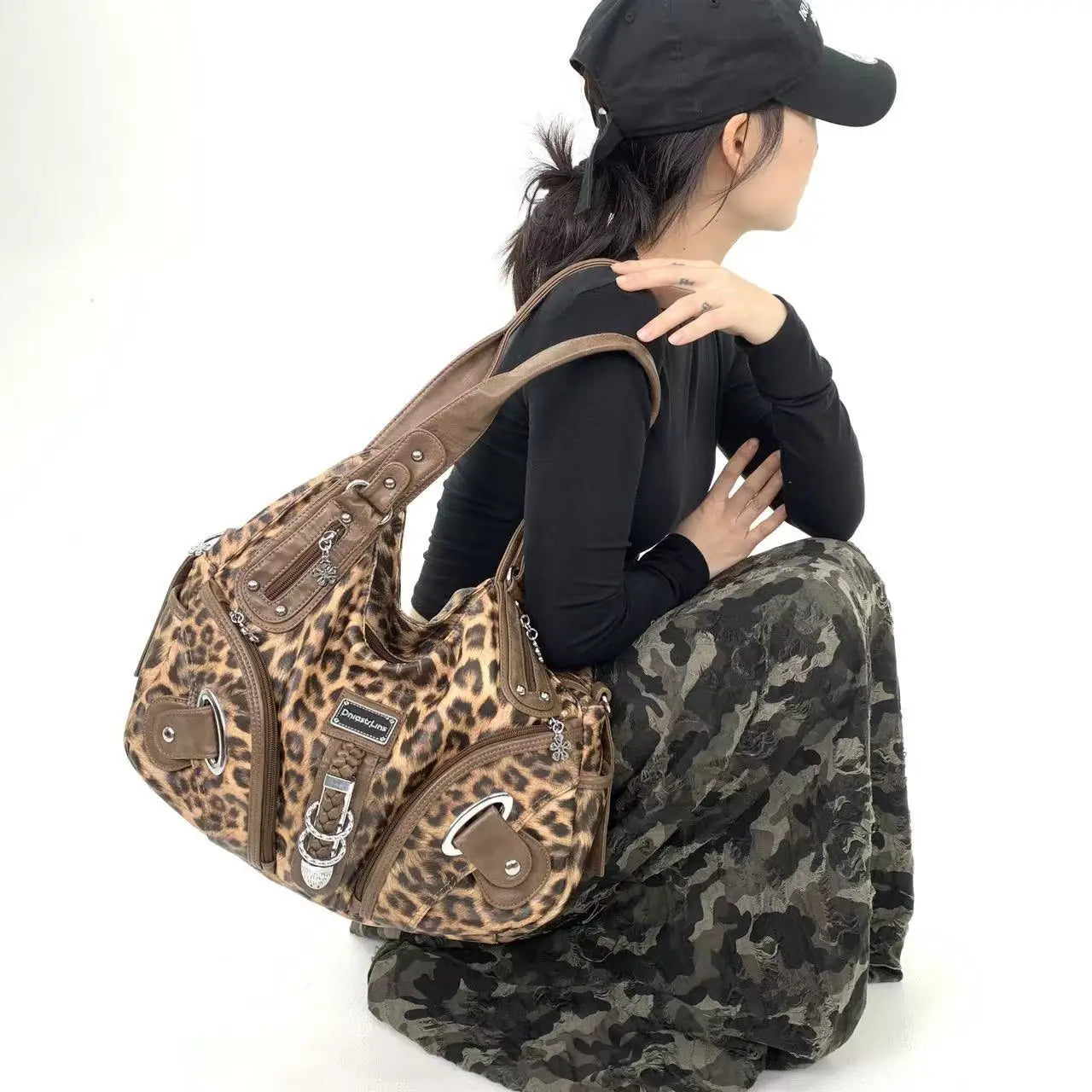 Y2K vintage hot girl personality leopard print shoulder bag with multiple compartments, Maillard crossbody handbag