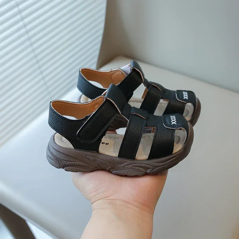 Baby Boys Summer Sandals Kids Beach Shoes Classic Fashion Hollow Toe-capped Anti-kick Toddlers Kindergarten Sandals Breathable