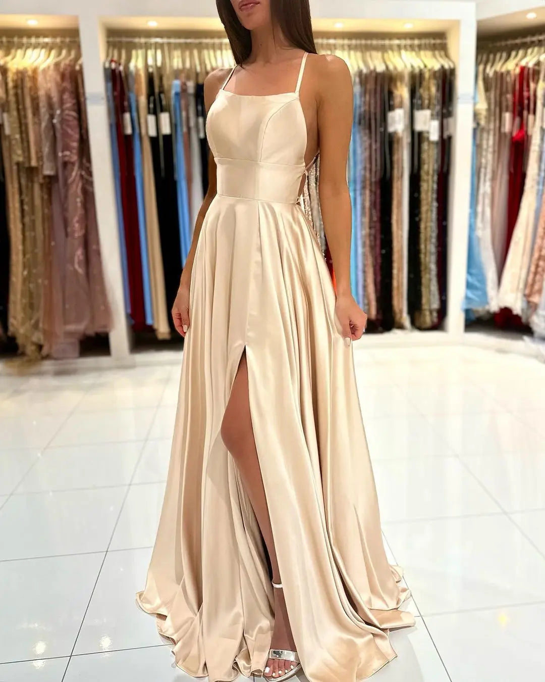 Vestido de Madrinha em Cetim, Estilo Evasê, Fenda, Decote Drapeado, 3 Estilos, com Amarrações, para Eventos Especiais, Vestido de Noite, Vestido de Formatura