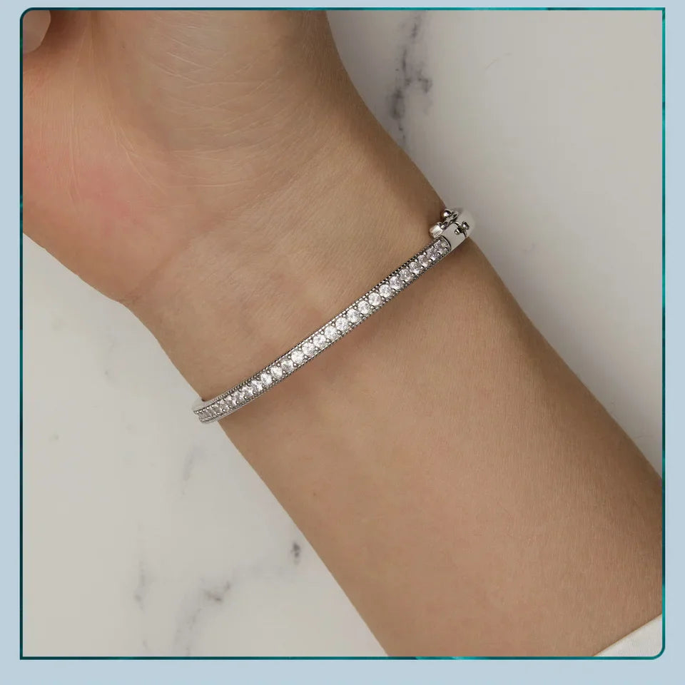 925 Sterling Silver CZ Bangle Bracelet Plated in Platinum Fine Jewelry Gift for Mom Women Wife Girls BSB130