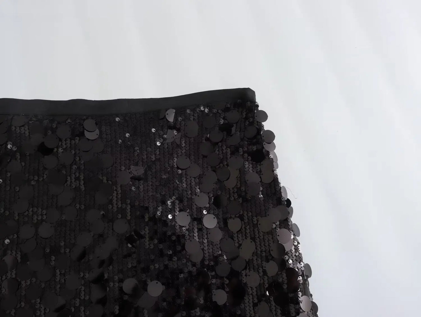 Women Spring Autumn Chic Mini Skirts Fashion With Sequined Solid Side Zipper Short Skirt Female Vintage High Waist Skirt