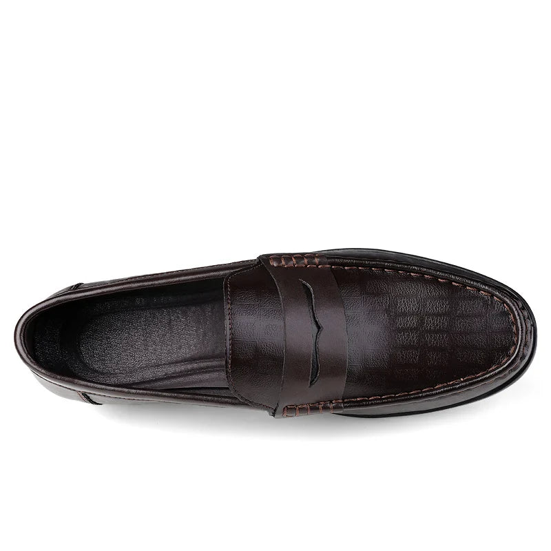 Genuine Leather Men Shoes Casual Italian Men Loafers Breathable Office Shoes Men Designer Slip On Driving Shoes Plus Size 38-46