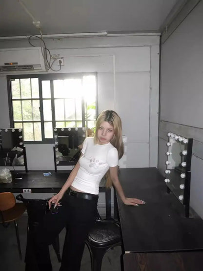 Yedinas Camiseta Gótica Feminina Roupas Moda Coreana 2024 Verão Tops Slim Grunge Estética Vintage Y2k Camiseta Feminina Tshirts
