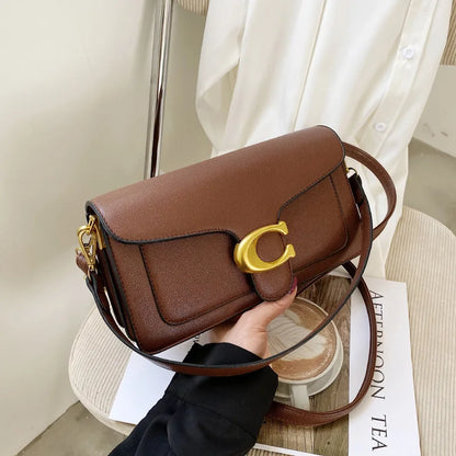 This year's new fashionable underarm shoulder bag with two shoulder straps and a diagonal small square bag