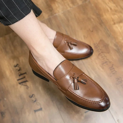 Casual Slip-On Wedding Shoes Men's Small Size Business Leather Shoes British Style Fashionable Loafers Polyurethane Upper Rubber