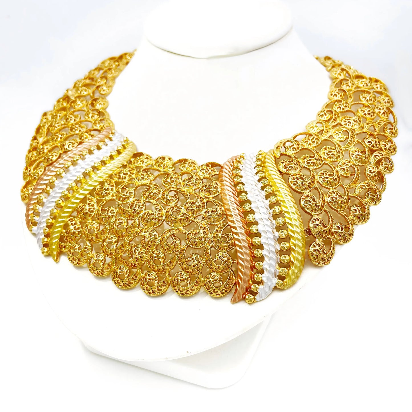 Women Jewelry Set Classic Design Tricolor Necklace Earrings Bangle And Ring 4PCS Set Jewelry Wedding Party Gift Good Quality
