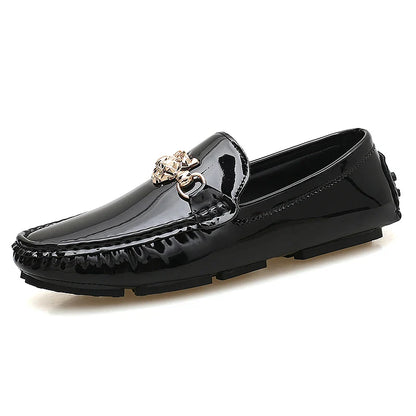 2025 Spring and Summer New Internet Celebrity Glossy Leather Peas Shoes Men's Large Size Slip-On Trendy Fashion Handmade Men's Shoes