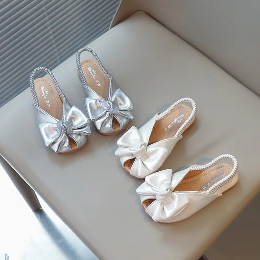 Summer Girl’s Sandals Peep Toe Elastic Band Sliver Beige Kids Sliders Bowknot Graceful Flexiable Trendy Children Shoes Flat