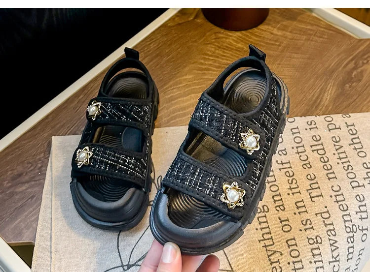 2025 Nice Straw Children Sandals New Arrivals Girls Appliques Metal Decos Sandals for Kids Girl Anti-kick Toe Beach Shoes I03242