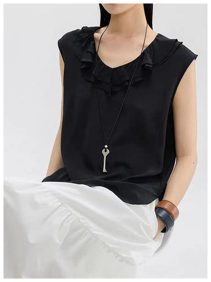 Metal Key Shaped Pendant Necklace For Women Girls Simple Long Wax Rope Sweater Chain Fashion Accessory New Gifts
