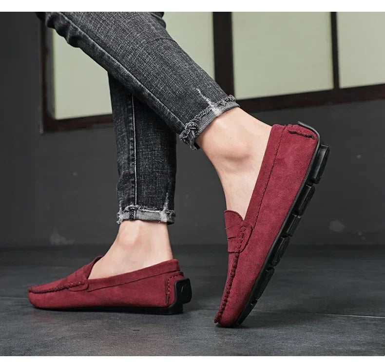 Fashion Suede Men Casual Shoes Breathable Comfort Slip-on Mens Driving Shoes Luxury Brand Men Loafers Mens Lazy Shoes Moccasins