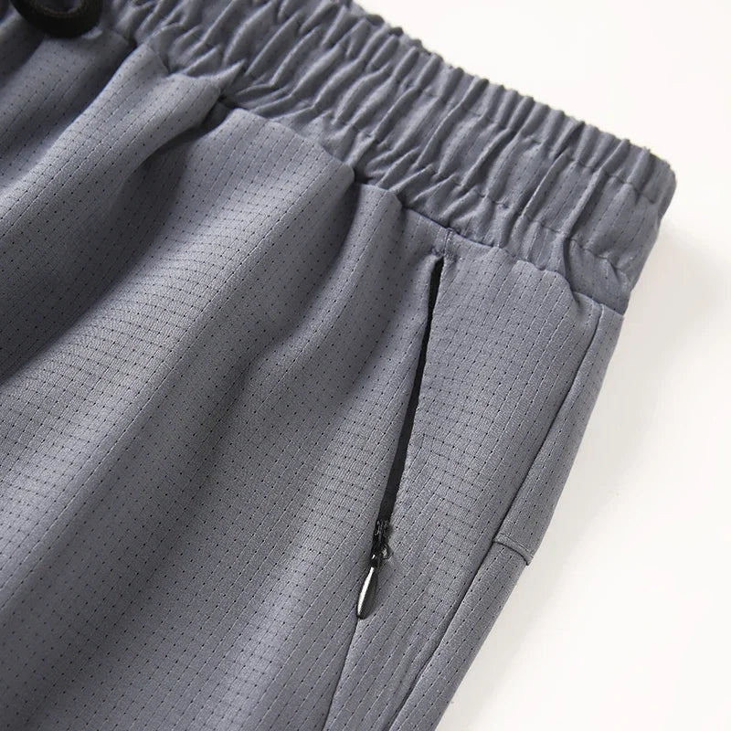 Autumn and winter new sports pants men, breathable casual fitness pants, outdoor running basketball fast dry pants