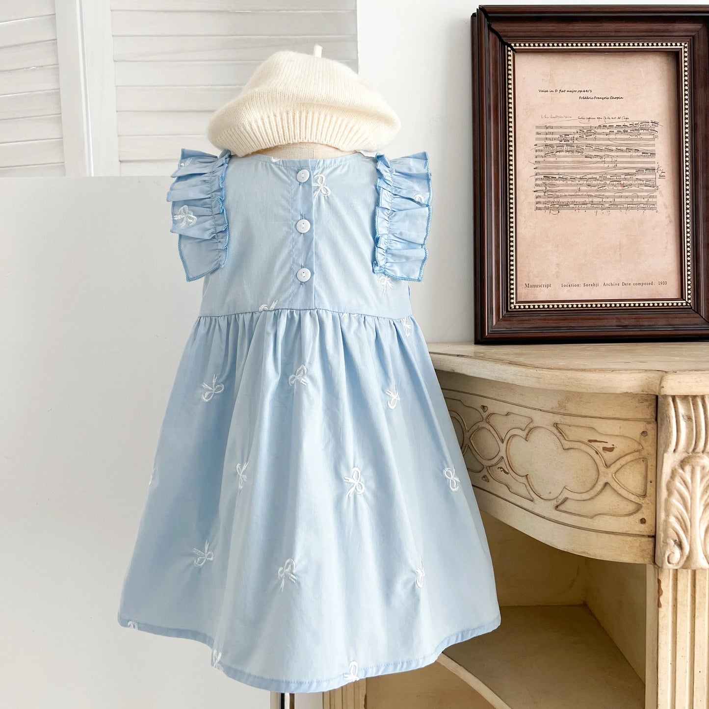 Summer Girls Dress Children's Clothing Bow Embroidered Flower Collar Girl's Dress Cartoon Printed Flying Sleeves Princess Dress
