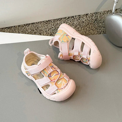Children's sandals, boys' toe cover beach shoes, Summer 2025 girls' outdoor walking baby sports sandals