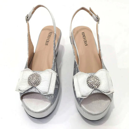 Sapatos e bolsas italianos combinando 2024, festa feminina de salto para cor café, design italiano, casamento, sapatos de tamanho maior