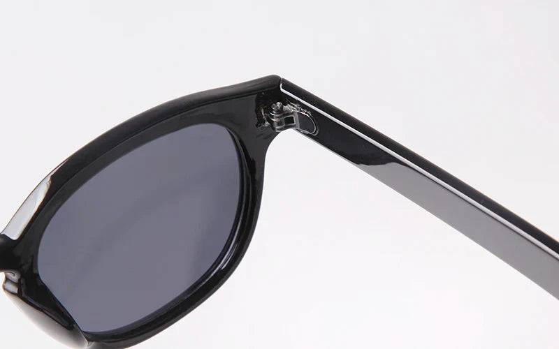 Fashion Transparent Blue Round Sunglasses Women Men 2024 Retro Rivet Tortoise Small Square Sun Glasses UV400 Lunettes De Soleil