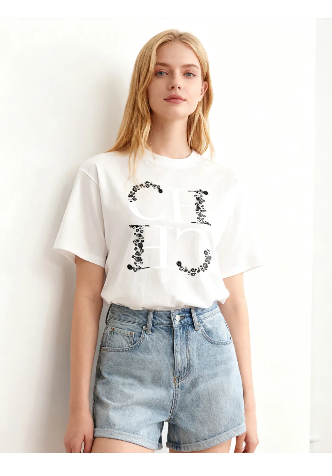 Letter Printed Fashionable Black T-shirt Trendy Streetwear Fashionable Men's and Women's Casual Loose Short Sleeved Top