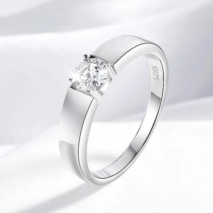 D Color 0.5CT 1CT Moissanite Ring for Men 925 Sterling Silver Simulation Diamond Wedding Band Classic Round Cut with