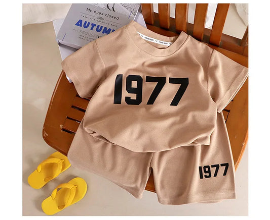 Summer Short-sleeved Suit Trendy T-shirt Shorts Two-piece Fashion Casual Loose Sports Sets Solid Color Sets For Boys And Girls