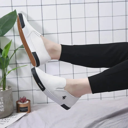 Men's Seasonal Feet Set Fashion New Little White Shoes Men's Flat Bottom Rubber Shoes Skateboard Leisure Work Shoes