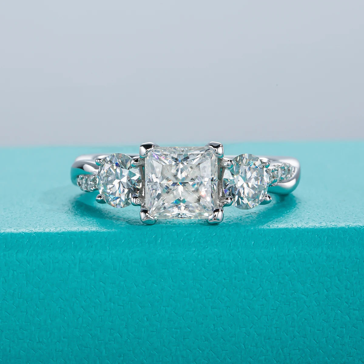 1.5ct Princess Cut D Color Moissanite Three Stone Engagement  Ring 925 Silver Rings For Women Jewelry Wholesale