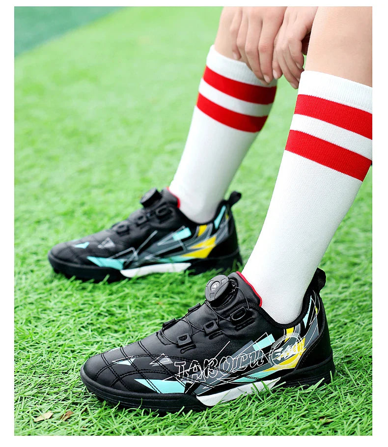 Children's Soccer Shoes Kids Sneakers Non-slip Boys Girls Football Boots Outdoor Ultralight Soccer Trainers Leather Futsal Shoes