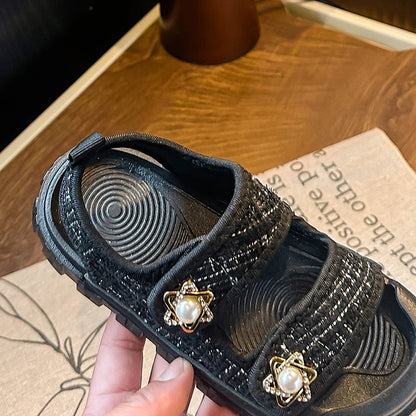 2025 Nice Straw Children Sandals New Arrivals Girls Appliques Metal Decos Sandals for Kids Girl Anti-kick Toe Beach Shoes I03242