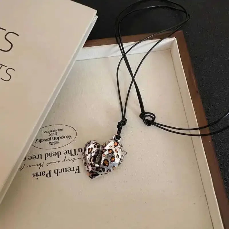 Heart Pendant Necklace for Women Men 85CM Adjustable Pull-out Sweater Chain Fashion Jewelry Accessory Gift