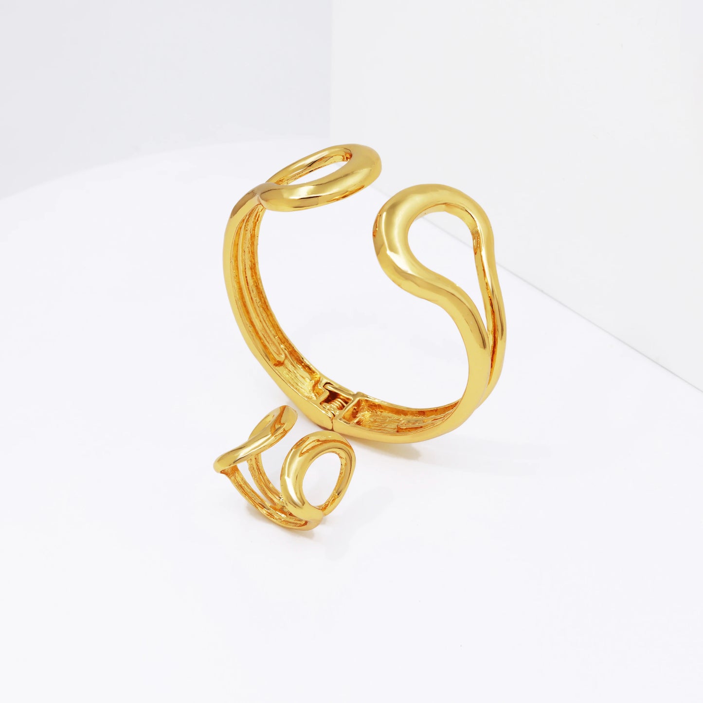 Italy 18k Gold Plated Jewelry Set For Women Classic Design Shiny Necklace Hoop Earrings Bangle And Ring Fashion 4PCS Set Jewelry