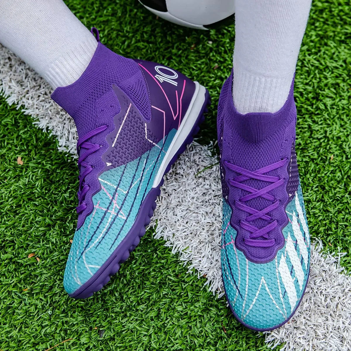 Limited high-top soccer boots FG spikes and TF broken nails Unisex style are available in 3 colors football boots sneakers