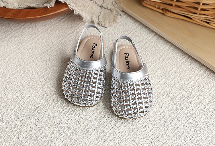 Baby Girls Shoes Braided Sandals for Girls Kids Fashion Hollow Out Leather Shoe Soft Sole Retro Princess Slippers Beach Shoes
