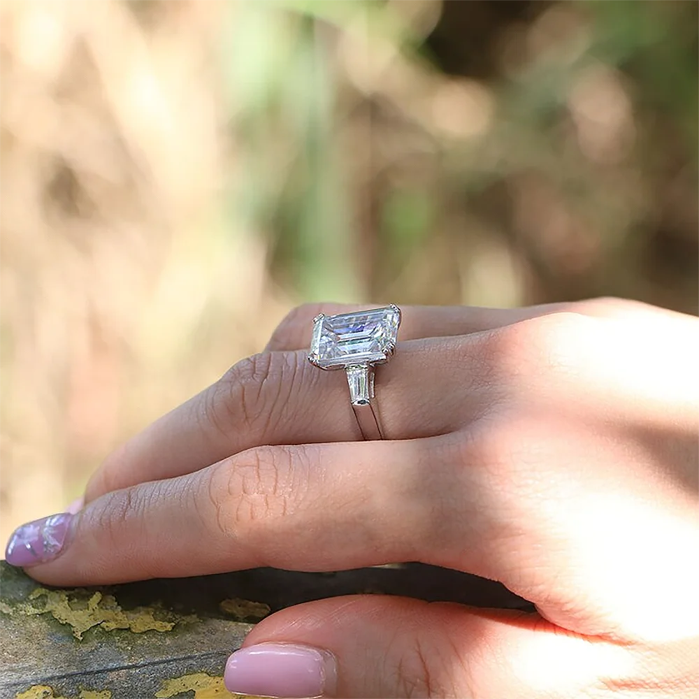 1/2/3/4Carat Radiant Cut Full Moissanite Engagement Ring with Tapered Baguette Shape Diamond S925 Silver Wedding Rings for Women