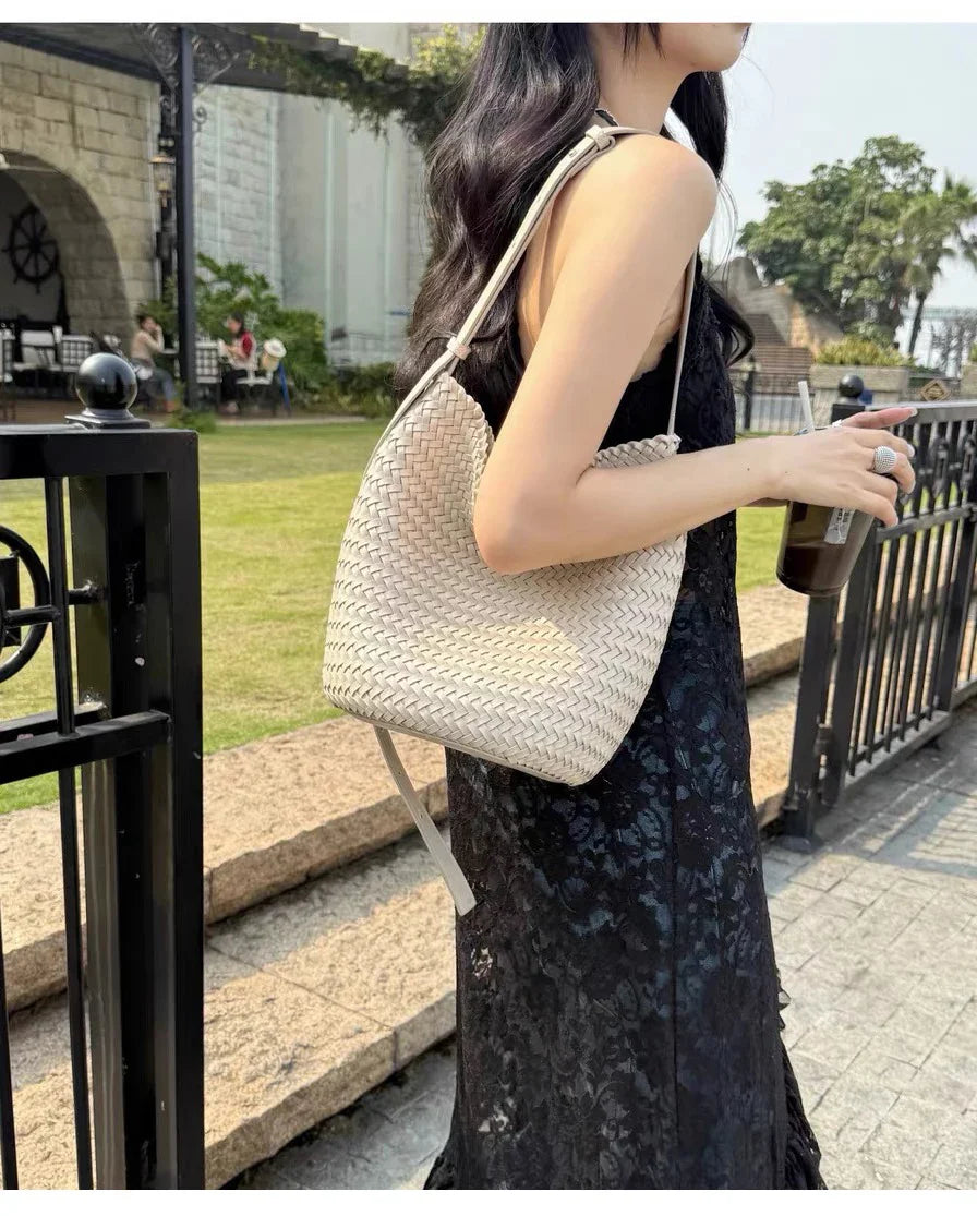 luxury woman handbagNew high end Hand-woven genuine leather women's bag large capacity shoulder tote bag underarm bag bucket bag