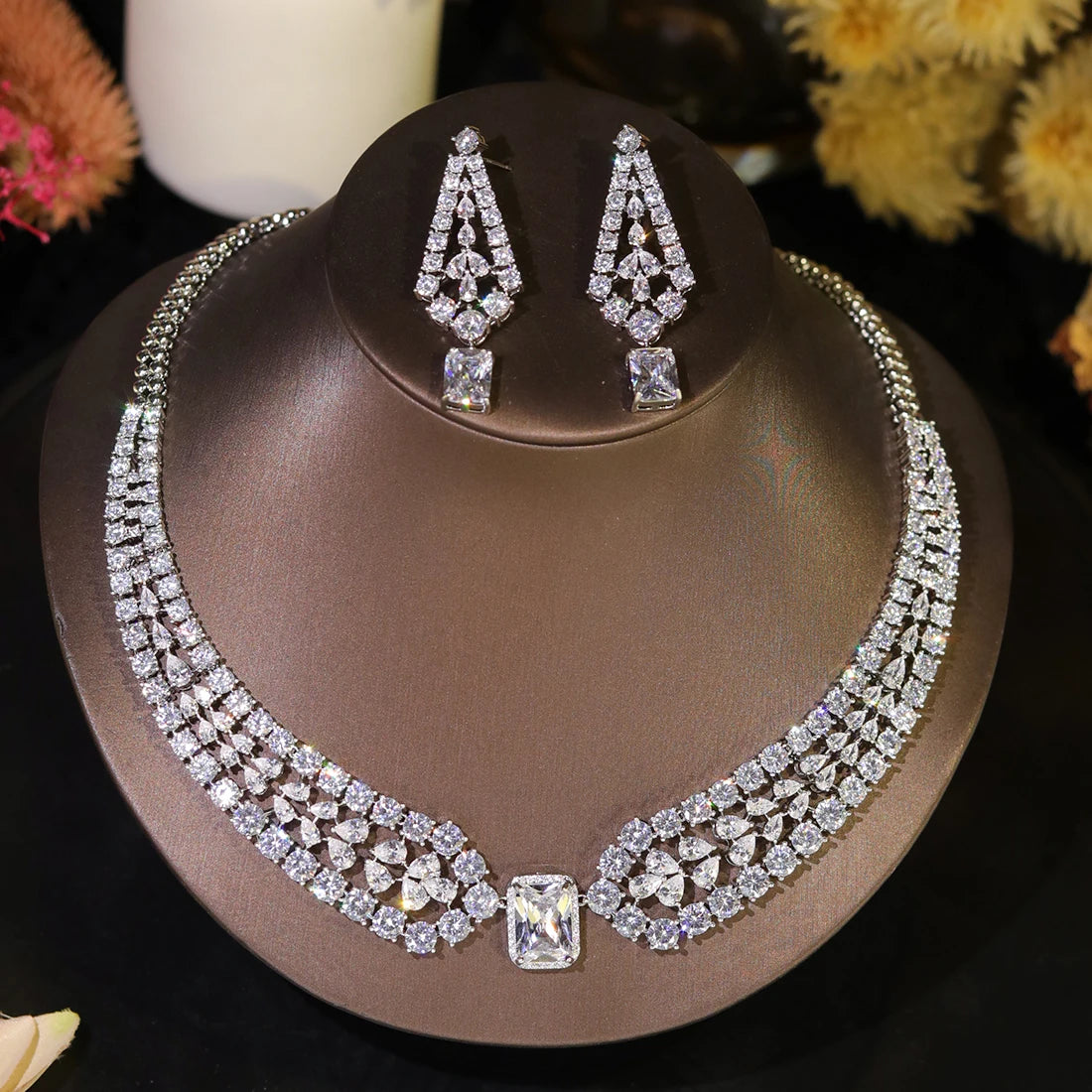 Conjuntos de joias de casamento da moda Brilhante Vermelho e branco incrustado com colar e brincos de cristal CZ 2PCS Acessórios para festa de noiva