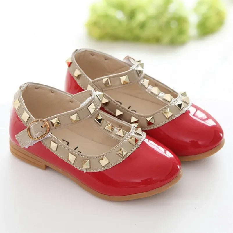 Girls Shoes Spring Children Shoes Girl Rivets Princess Autumn Toddler Girls Kids Flat Shoes T-Tied Style Girls Summer Sandals