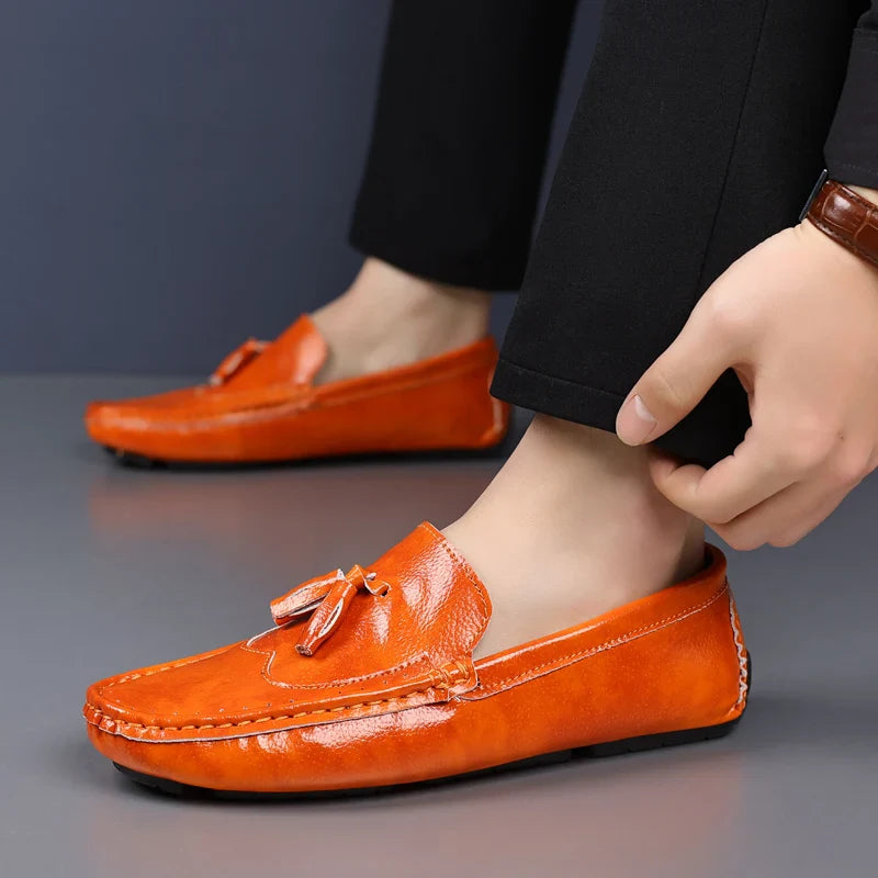 Sapatos Masculinos Loafers Confortáveis Slip-on Mocassins para Dirigir Calçados Masculinos Marca Marrom de Couro Sapatilhas Casuais para Homens