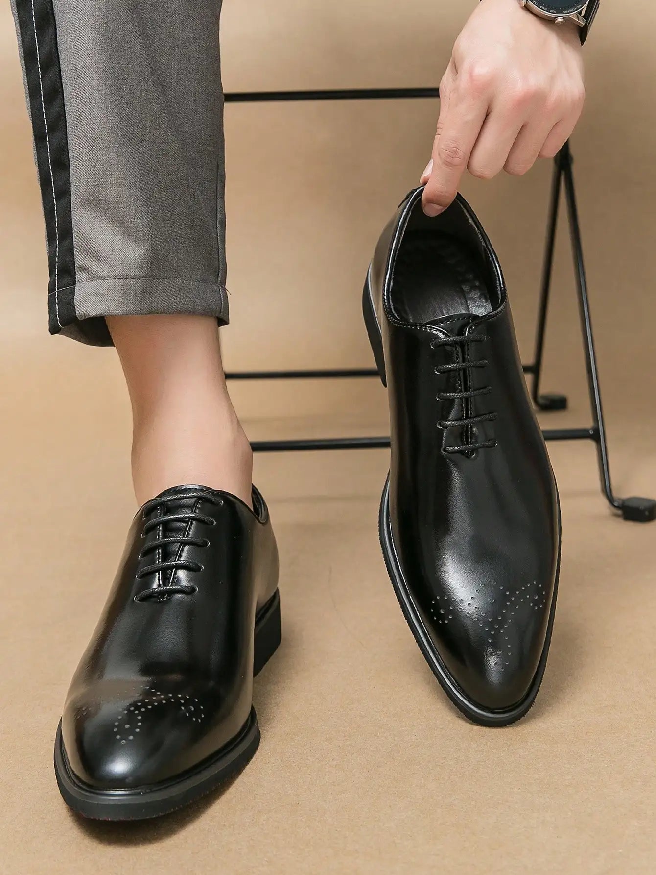 Classic Dress Leather Men Derby Shoes Formal Pointed Toe Business Leather Shoes Oxford Lace Up Anti SlipOffice Daily Shoes