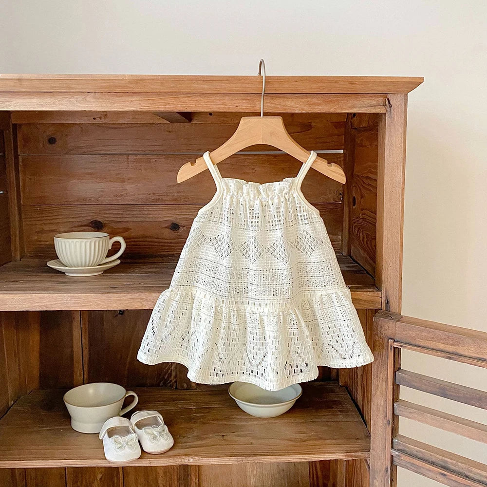 2025 New Summer Girls Lace Hollow Out Ruffled Straps Princess Dress Kids Party Dresses Baby Girls Fashion Summer Outfit