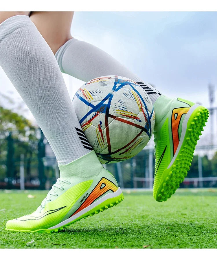 New Men Soccer Shoes Cleats Football Boots Professional Women Unisex Ultralight Match Grass Futsal High-quality TF/FG Sneakers