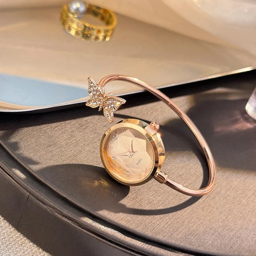 Romantic Butterfly Open Bracelet Luxury Fashion Ladies Quartz Watch Elegant Simple Wristwatch New Model Bestseller