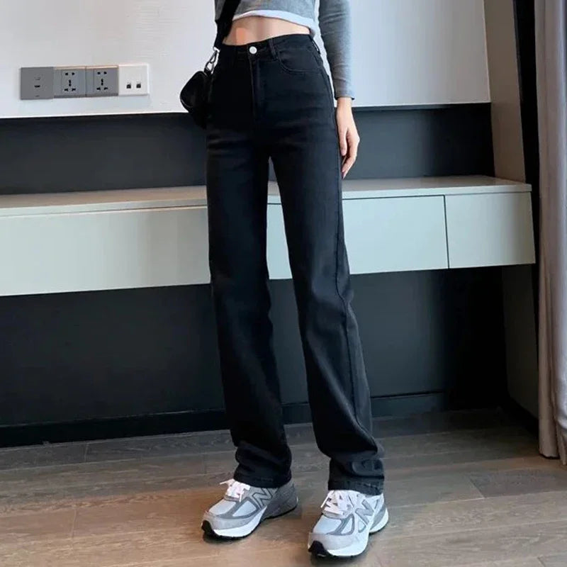 Women Classic Fashion Narrow Straight Leg Jeans