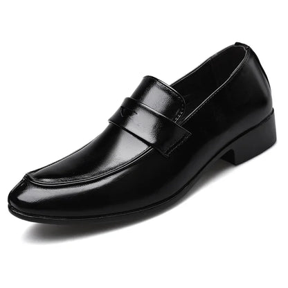 Sapatos Masculinos de Couro Novos Sapatos Sociais Britânicos Sapatos Casuais da Moda com Bico Fino Zapatos Hombres