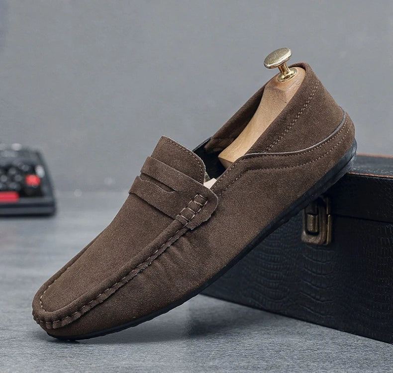 Novos Sapatos Masculinos de Primavera e Outono Estilo Social, Camurça, Sapatilhas Loafer, Couro Fosco Casual para Jovens