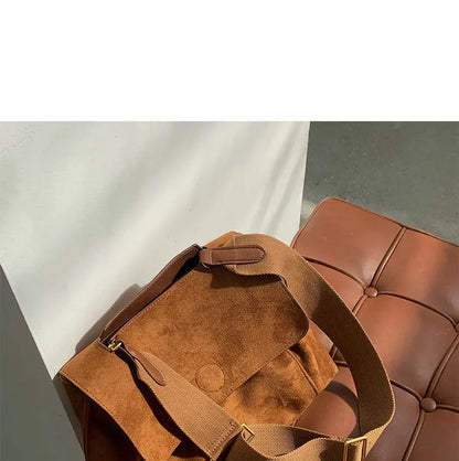 Suede Leather Women's Shoulder Bag Magnetic Button Messenger Bag Large Capacity Work Outing Velvet Tote Bag for Women Daily Use
