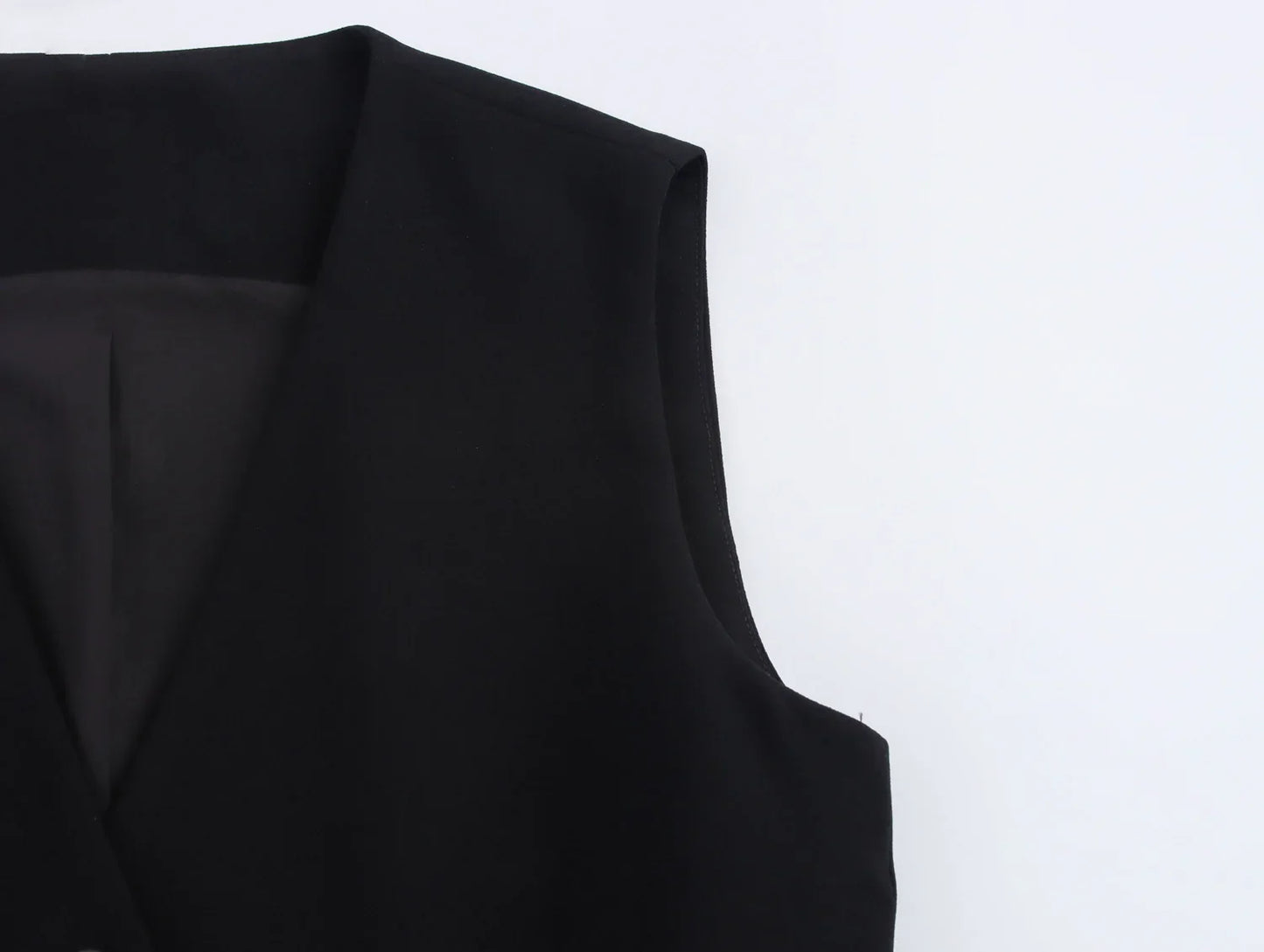 Casual Women Solid Tops Asymmetric V-Neck Single Breasted Pockects Sleeveless Vest Fashion 2025 Autumn Blazer Tops