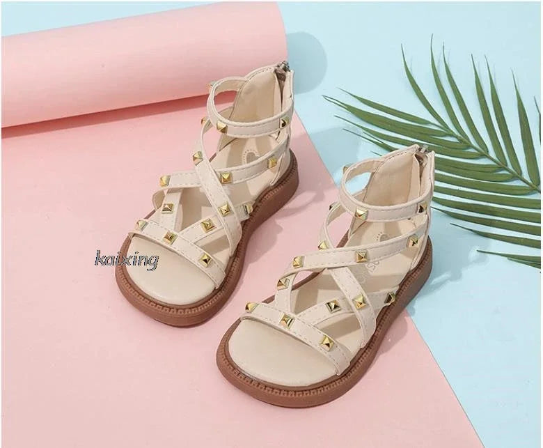 Summer New Kids Sandals Girls Princess Rivet Sandals Soft Children Beach Shoes Fashion Roman Sandals Size 21-36 Versatile