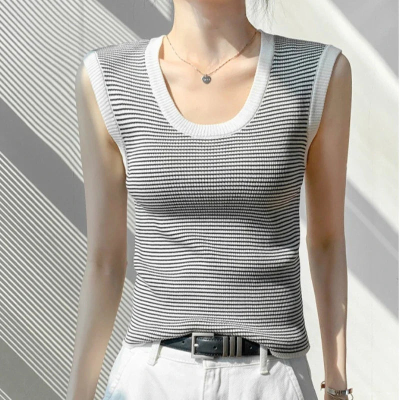 2026 Spring Summer O-Neck Striped Vest Top Simple Slim Fit Sleeveless Casual Versatile Women's Tank Top